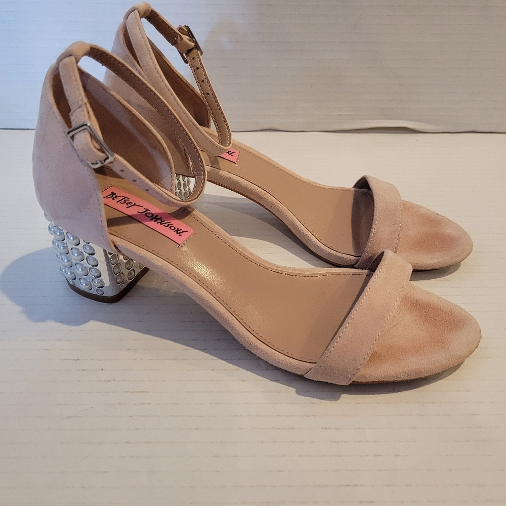 Betsy Johnson High Heels Pink Suede Pearls Heel Embellished Ankle Straps Size 6